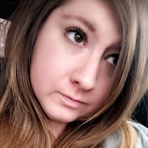 Meet your Posher, Briana